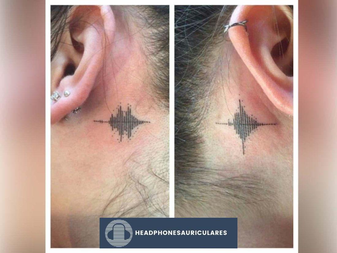 Soundwave Line Art Tattoo (De: Pinterest/Kathryn Carpenter Fortin)