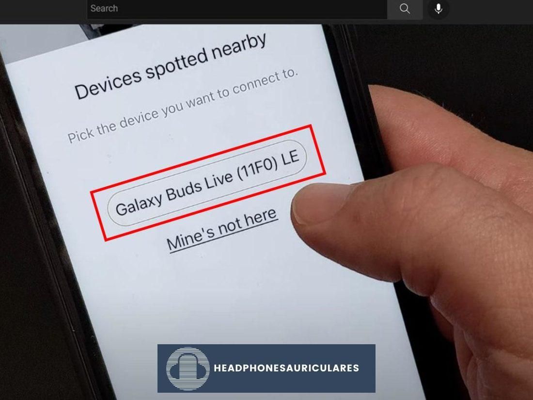 Conexión de un nuevo dispositivo a la aplicación Galaxy Buds (De: Youtube/Greggles TV)