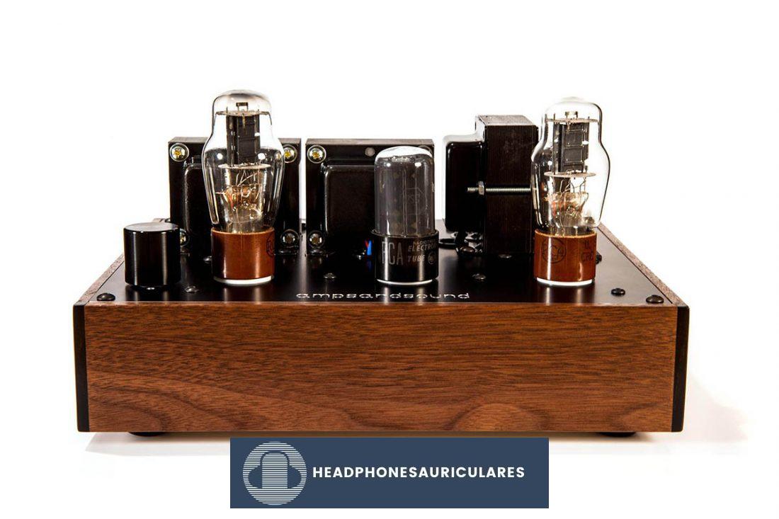 Amps and Sound Kenzie tiene múltiples tomas en los transformadores de salida para una variedad de cargas de impedancia de auriculares