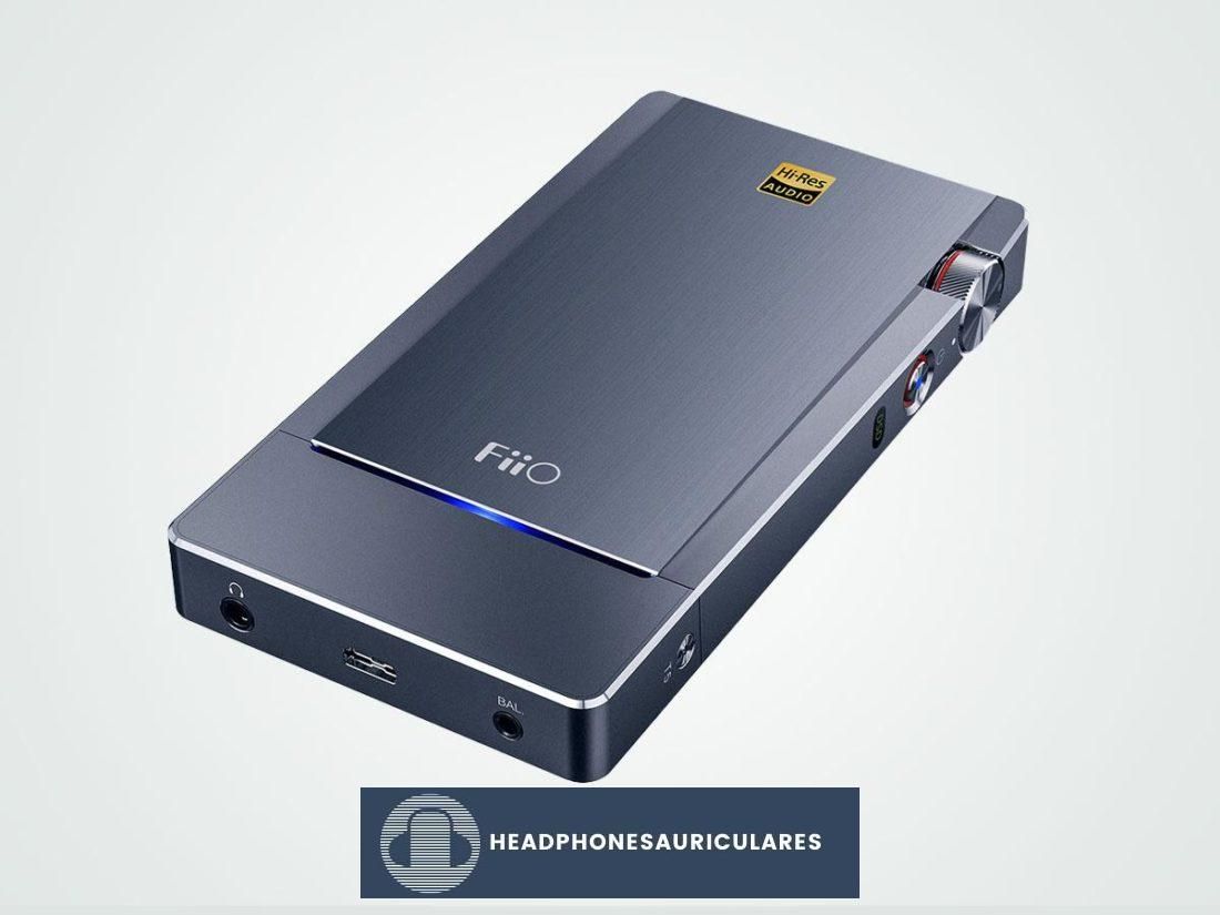 FiiO Q5 DAC y amplificador (De: fiio.com).