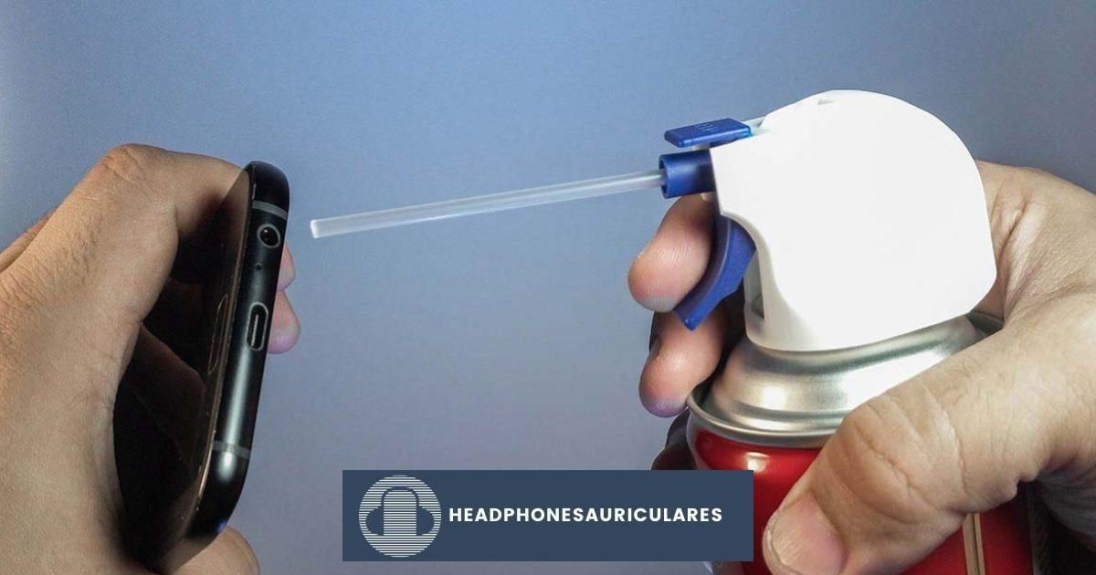 Cómo limpiar el conector de los auriculares de 4 maneras infalibles
