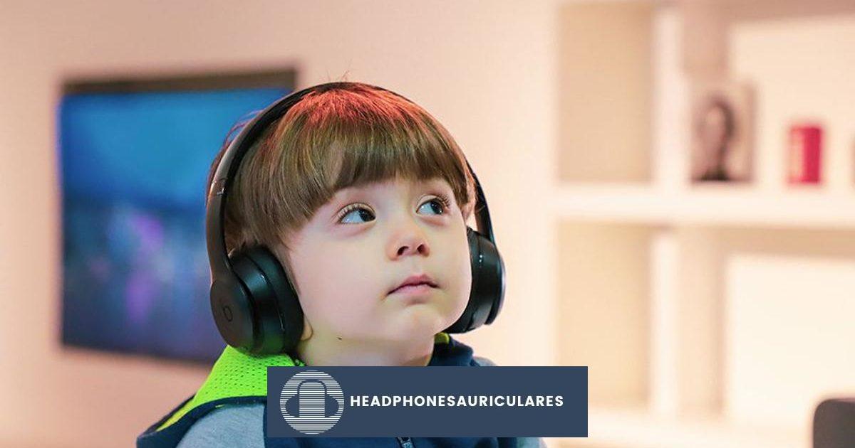 ¿Pueden los niños pequeños usar auriculares?